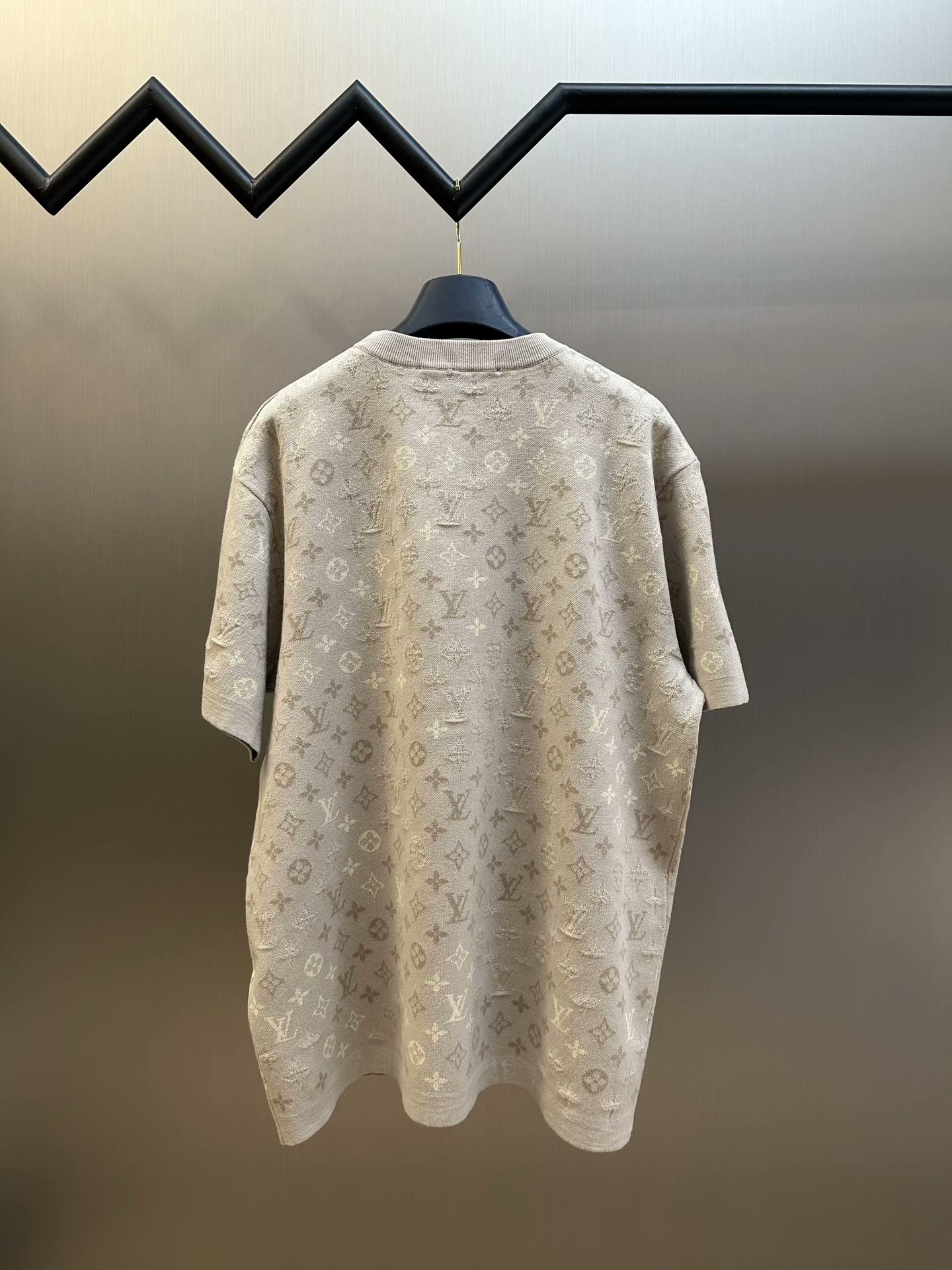 LOUIS VUITTON 【上品な輝きが魅力♪】Louis Vuitton★クルーネック