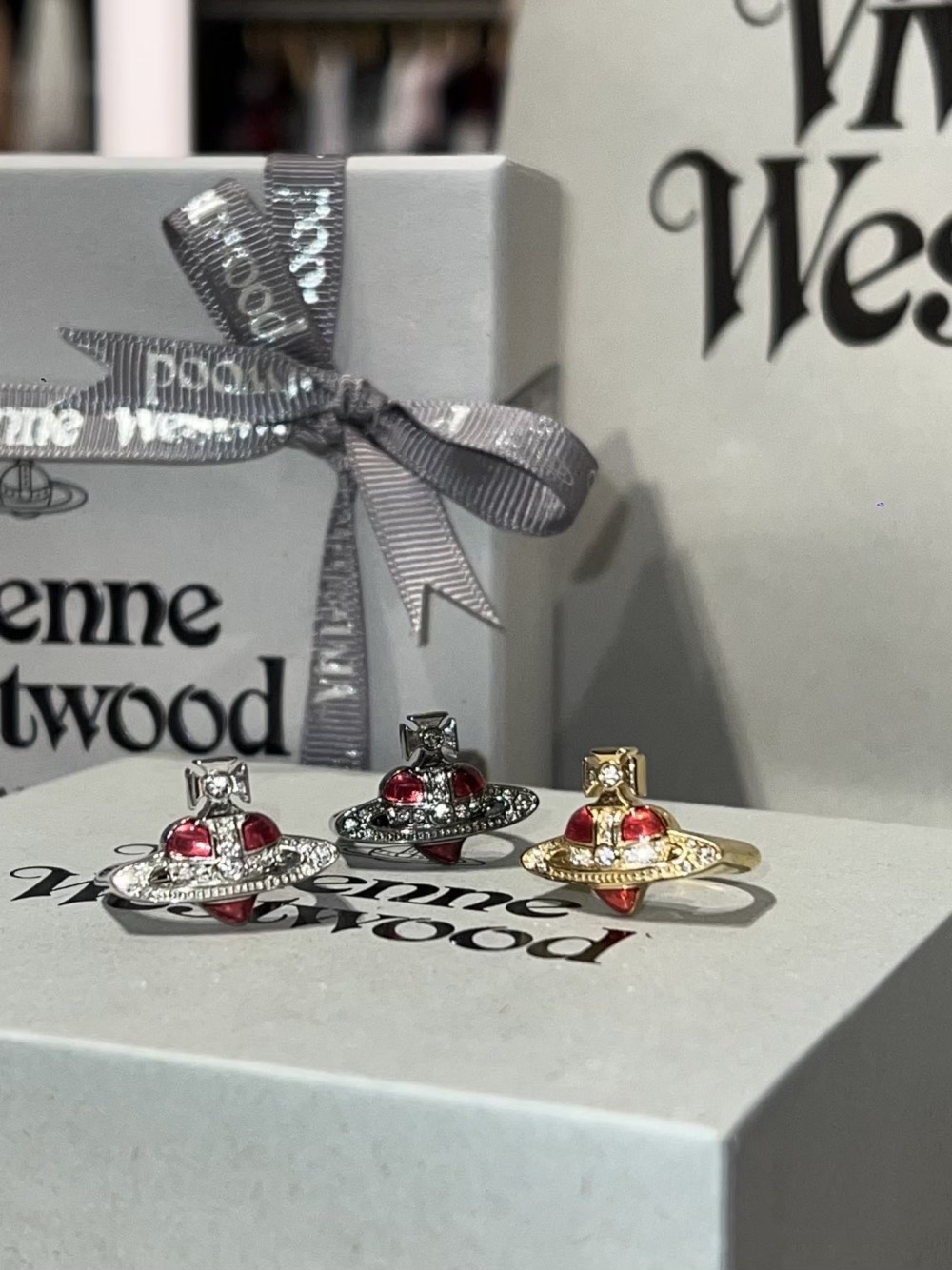  Vivienne Westwood ヴィヴィアン・ウエストウッド NEW DIAMANTE HEART リング