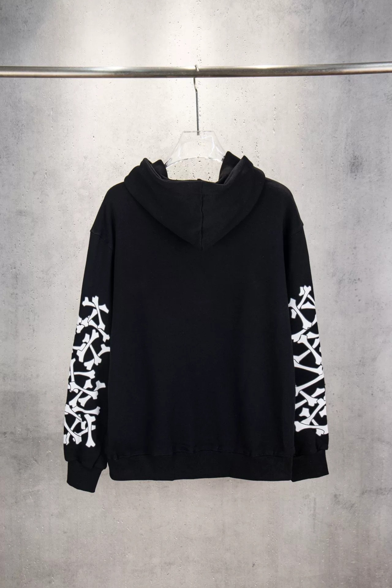 Amiri アミリ ロゴ Bone stacked フーディー パーカー 黒 関送込