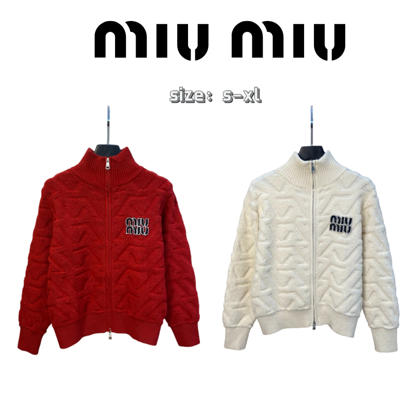 MIUMIU（ミュウミュウ） 新作 ダイヤ柄ハイネックジップニットカーディガン