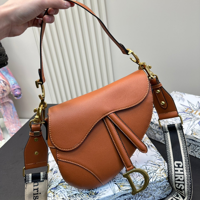 【DIOR】ディオール ★ SADDLE バッグ ミニ