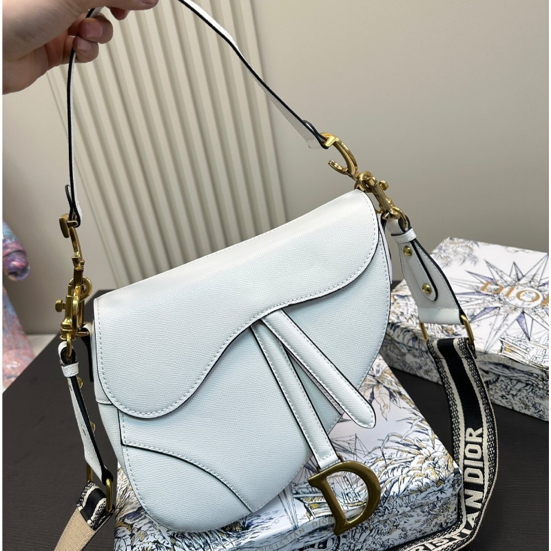 【DIOR】ディオール ★ SADDLE バッグ ミニ