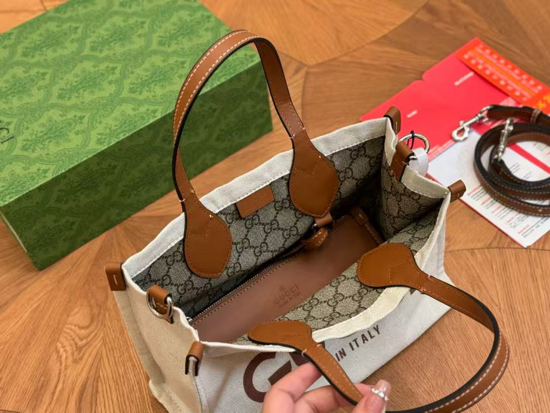  GUCCIグッチ ミディアム トートバッグ  　ブランド 772144　FACUL　8451 ベージュ系　