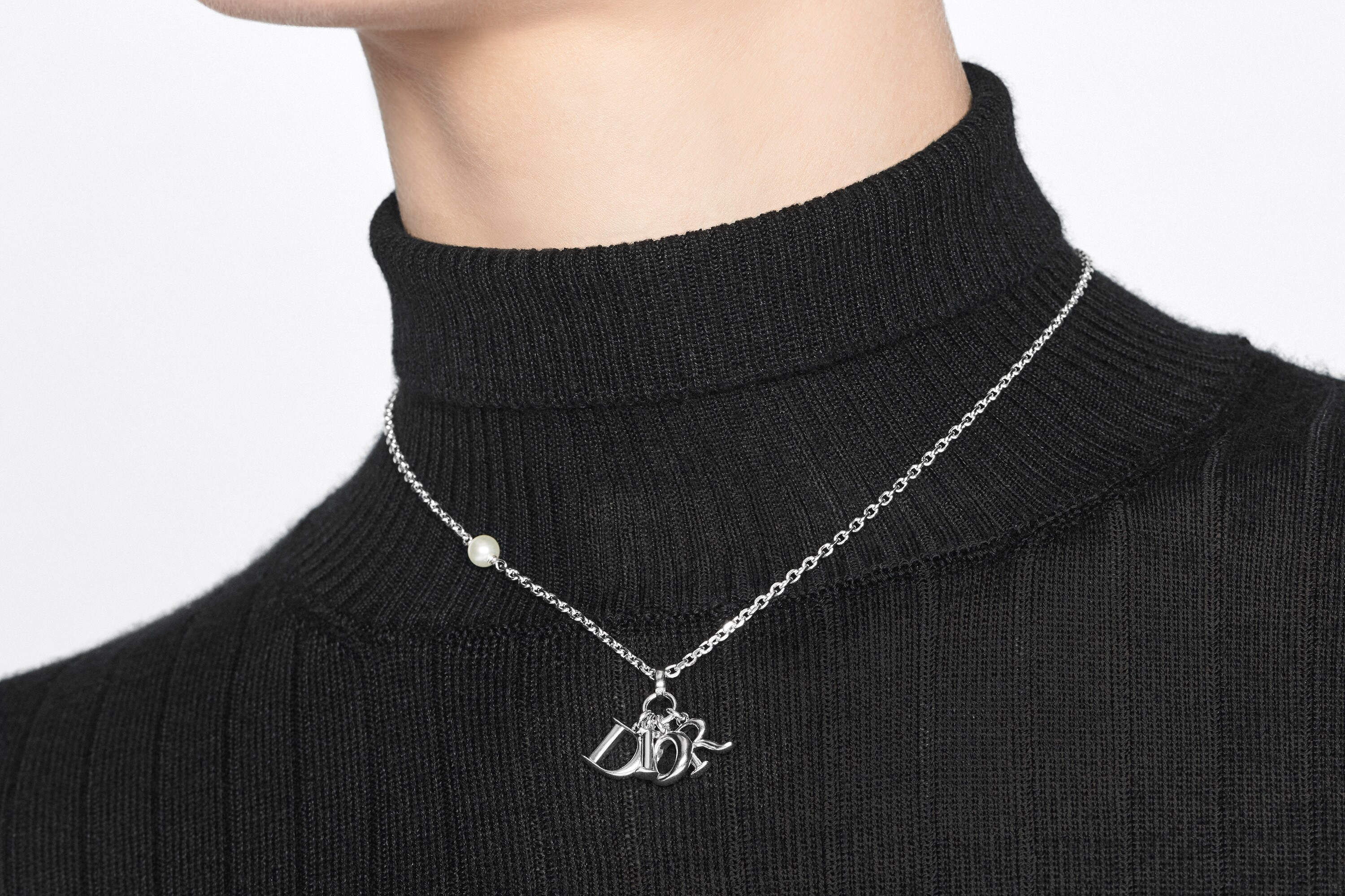 【国内発送/直営店】DIO(R)EVOLUTION ネックレス メタル & レジンパール