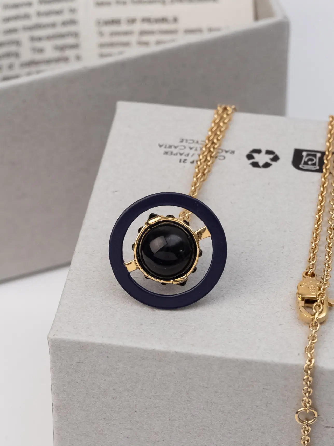 Vivienne Westwood（ヴィヴィアンウエストウッド） ネックレス