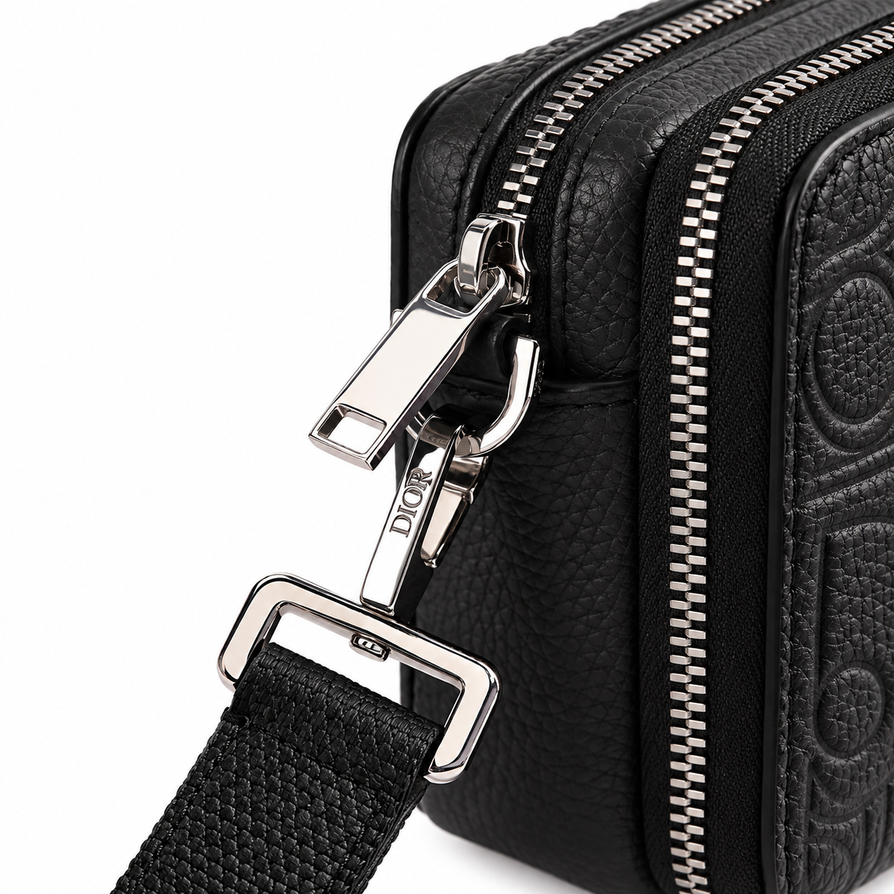 DIOR ブラック バッグ ファスナー部分ディテール