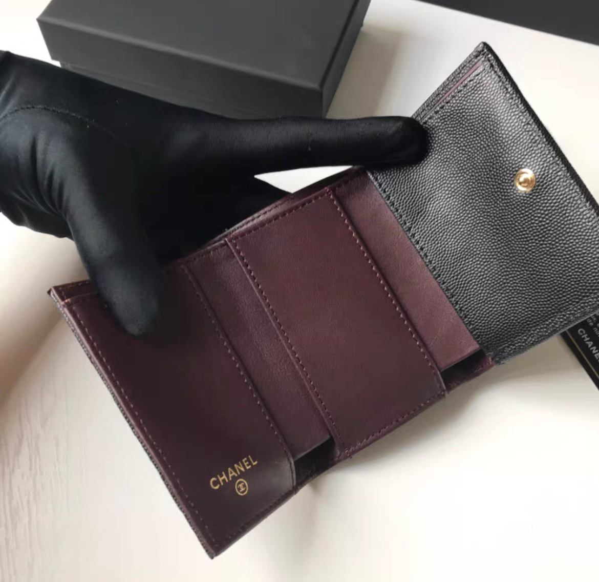 シャネル CHANEL 3つ折り財布 小銭入れ付き MATELASSE AP0230 コンパクトウォレット ブラック レディース 