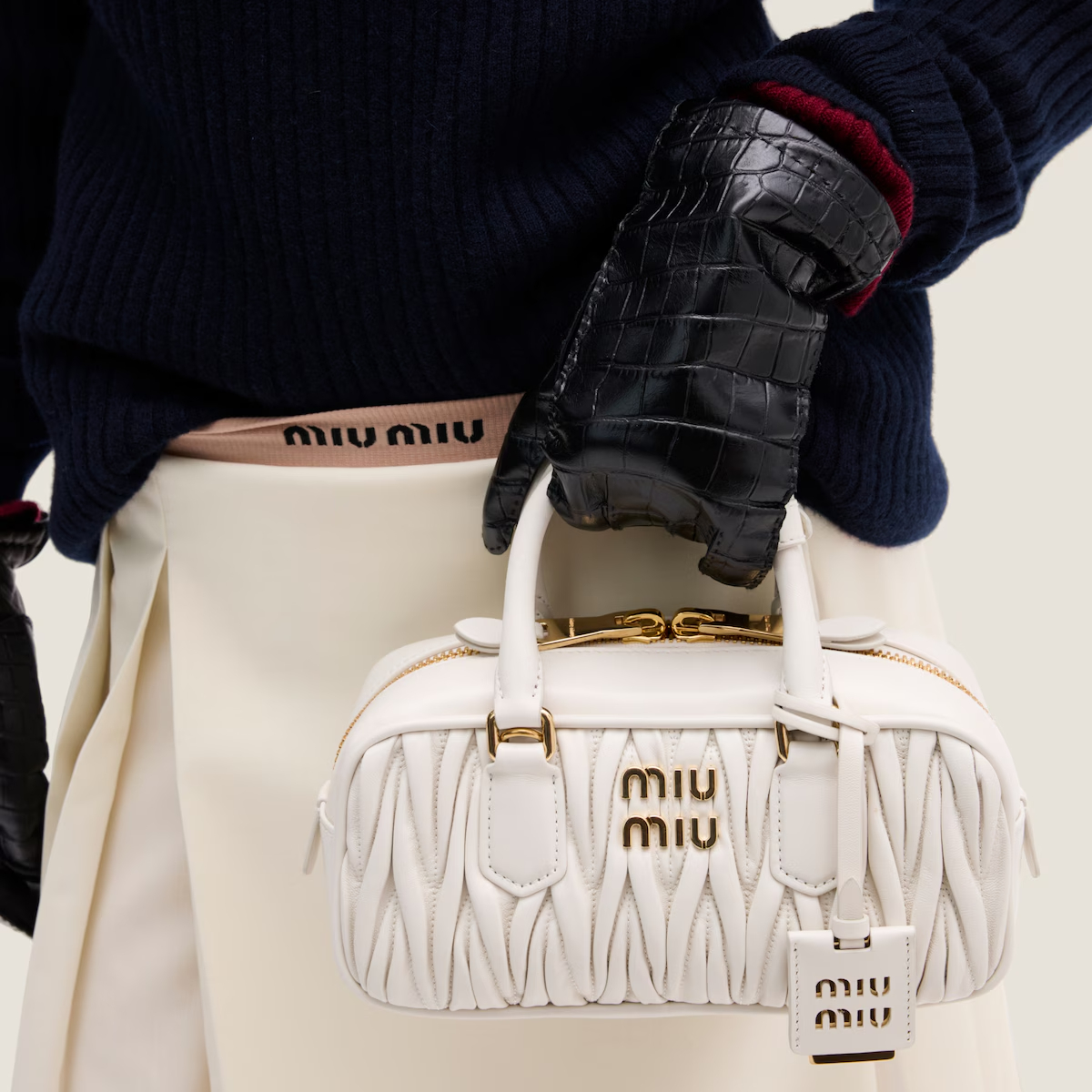 【MIU MIU】アルカディ マテラッセレザー バッグ  レギュラー レギュラー