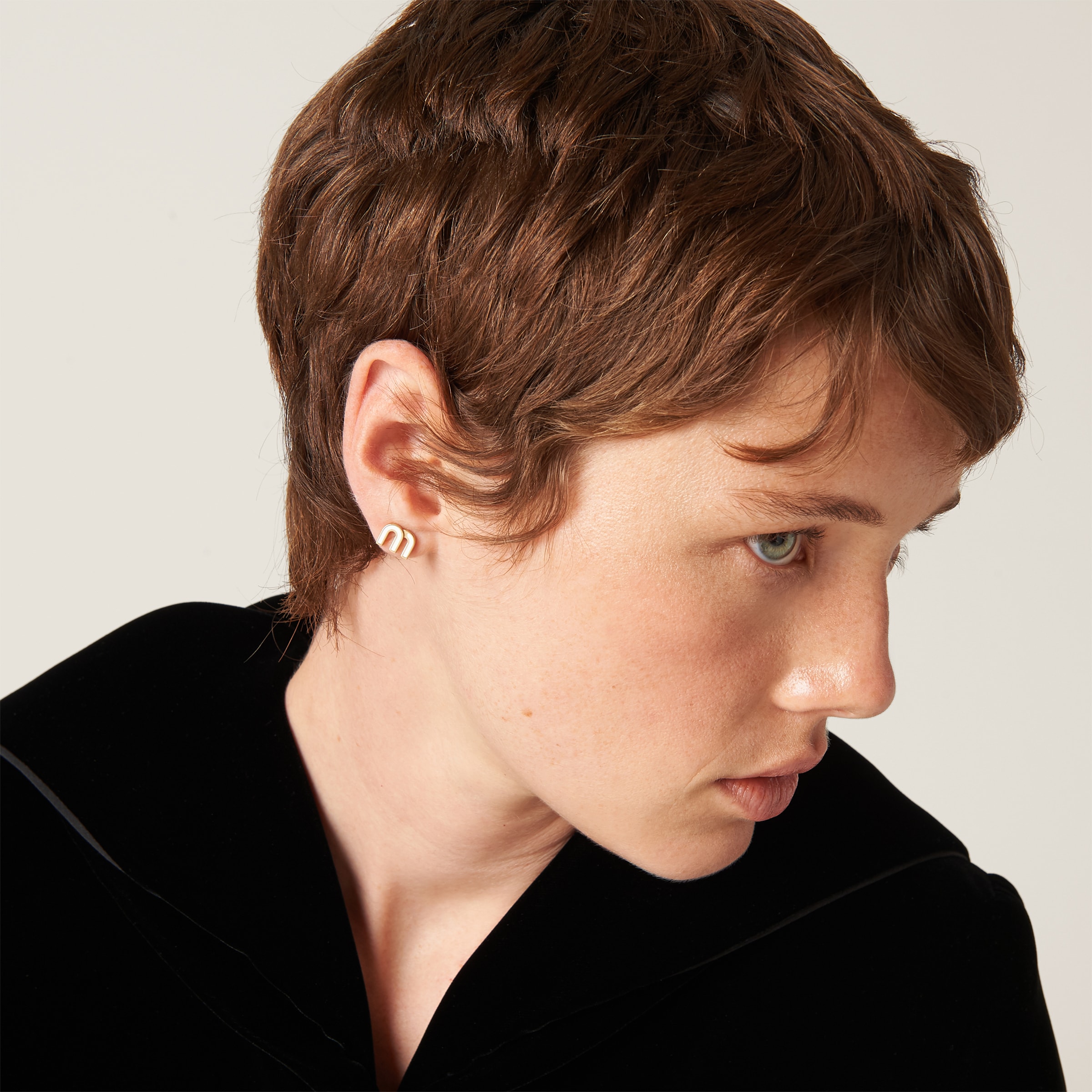 エナメルメタル ピアス