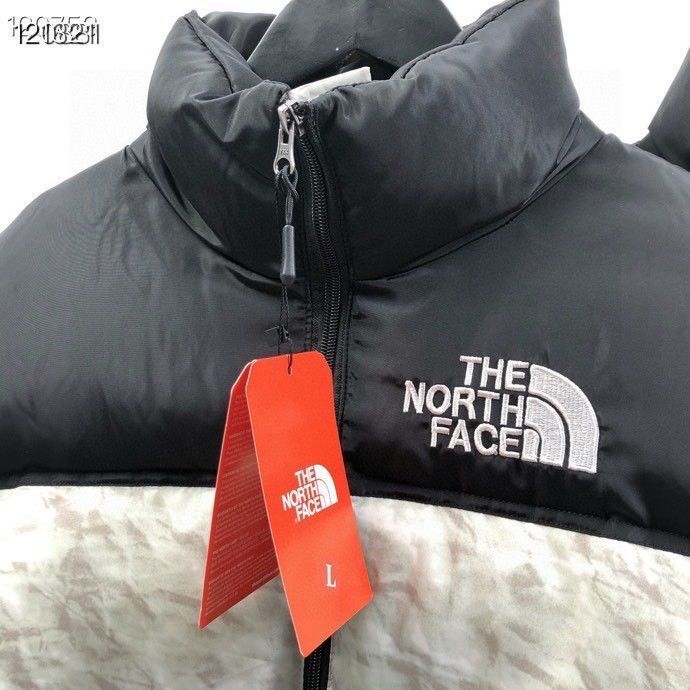 【The North Face × Supreme】【全国送料無料】数量限定発売  ダウンジャケット