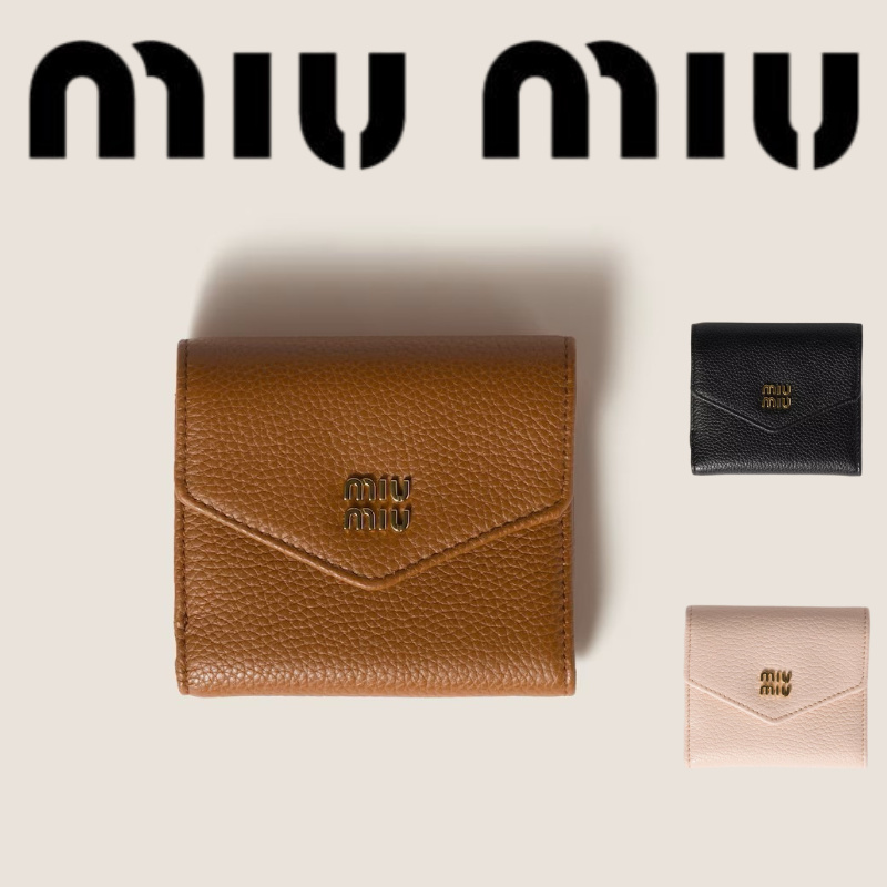 MIUMIU ヴィッテロダイノレザーフラップ付折り財布  mm136884