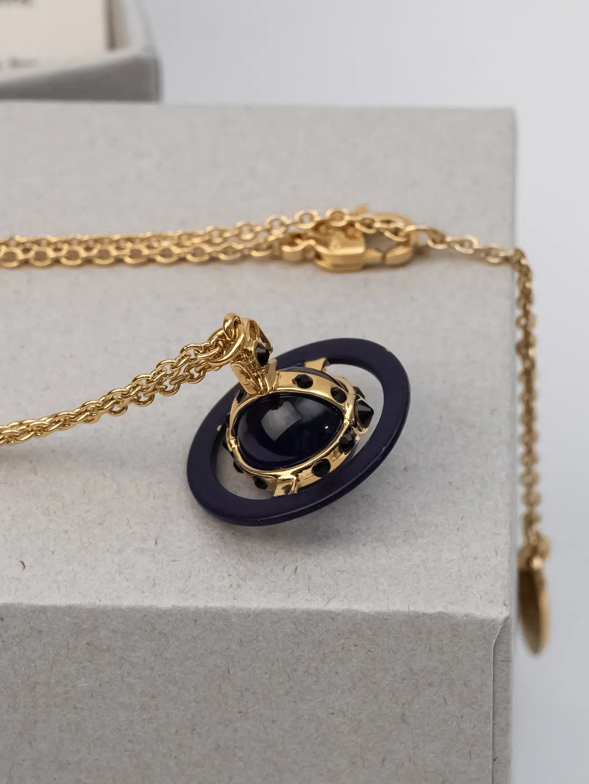 Vivienne Westwood（ヴィヴィアンウエストウッド） ネックレス