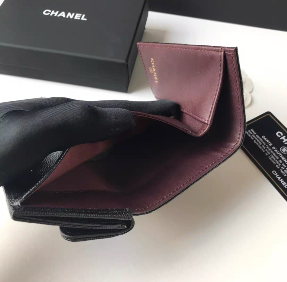 シャネル CHANEL 3つ折り財布 小銭入れ付き MATELASSE AP0230 コンパクトウォレット ブラック レディース 