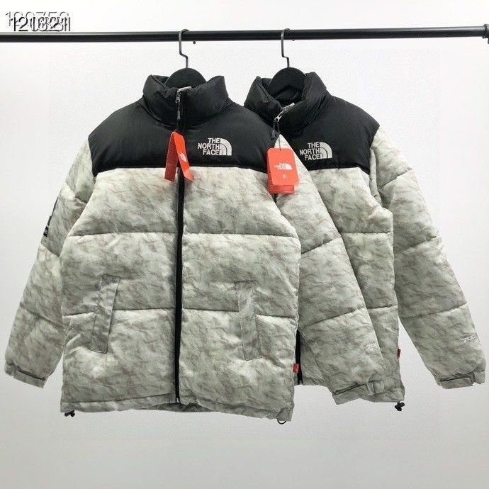 【The North Face × Supreme】【全国送料無料】数量限定発売  ダウンジャケット