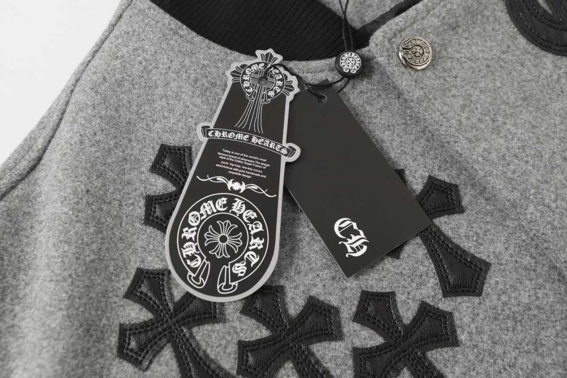 【Chrome Hearts】クロムハーツ マルチクロス グレー×ブラック バーシティジャケット