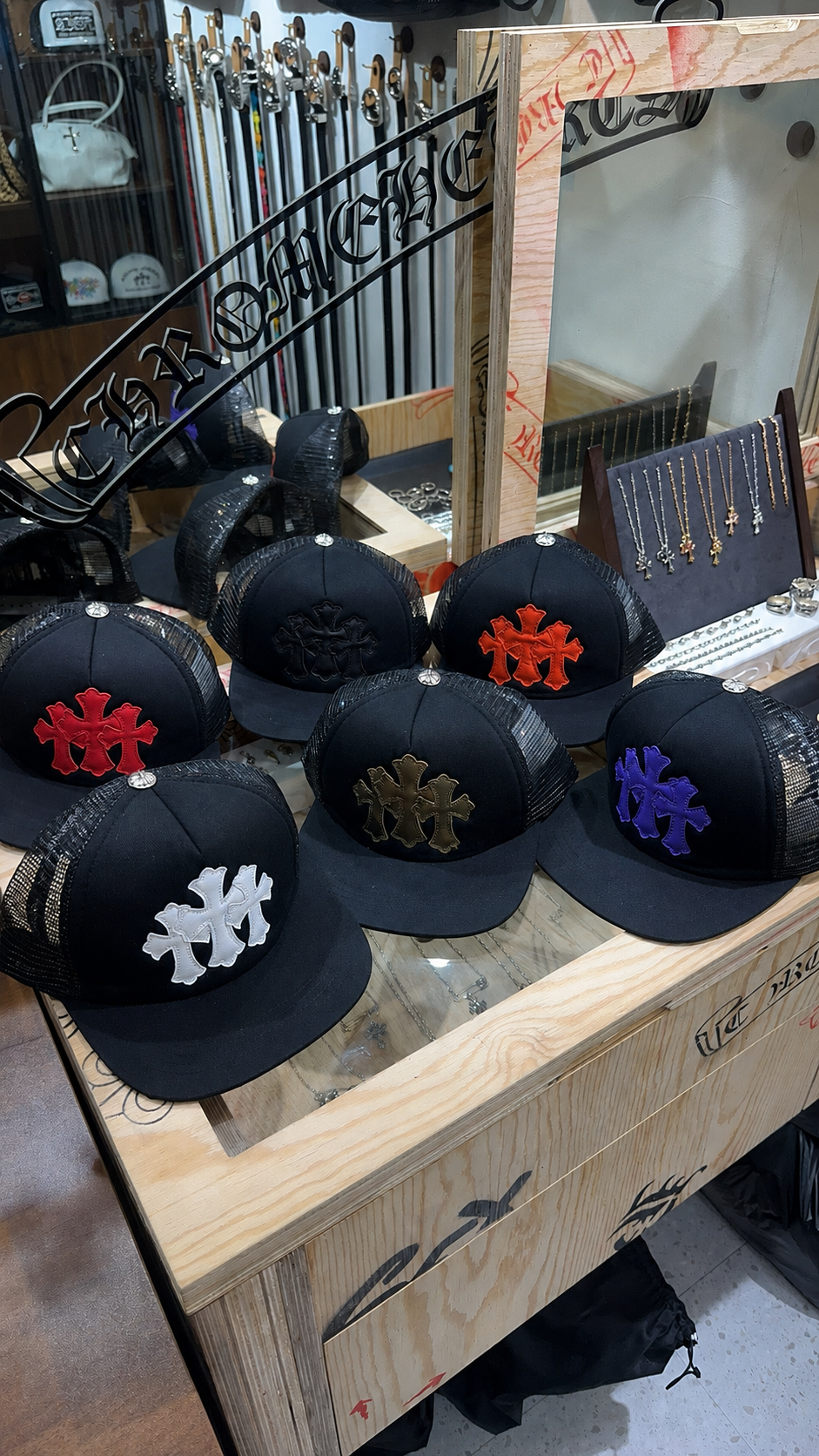 Chrome Hearts クロムハーツ キャップ 特集