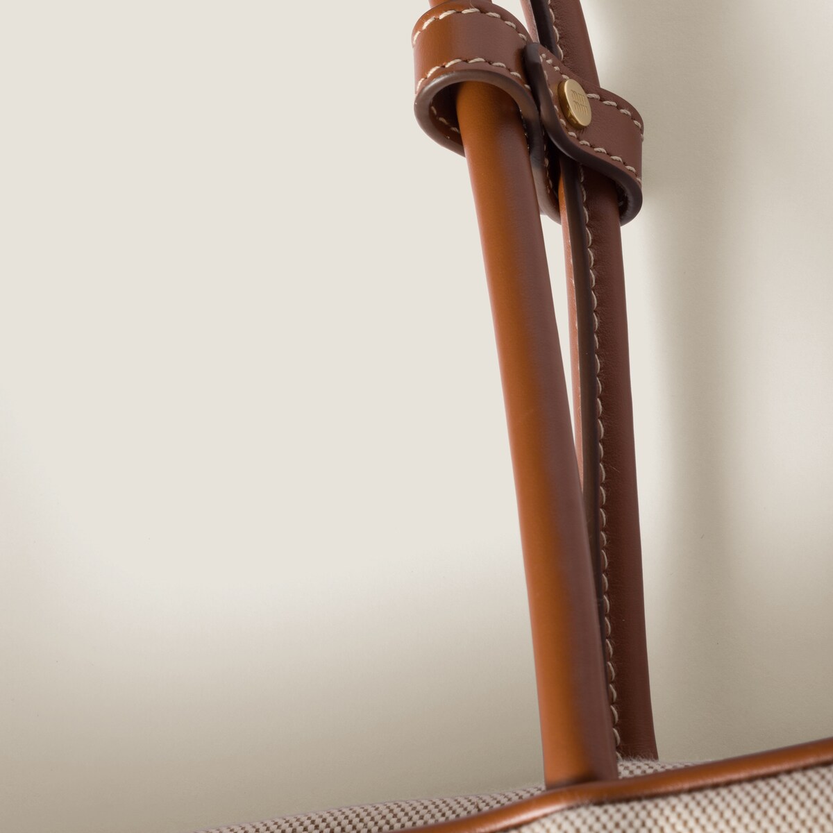 MIUMIUボー キャンバスxレザー バッグ