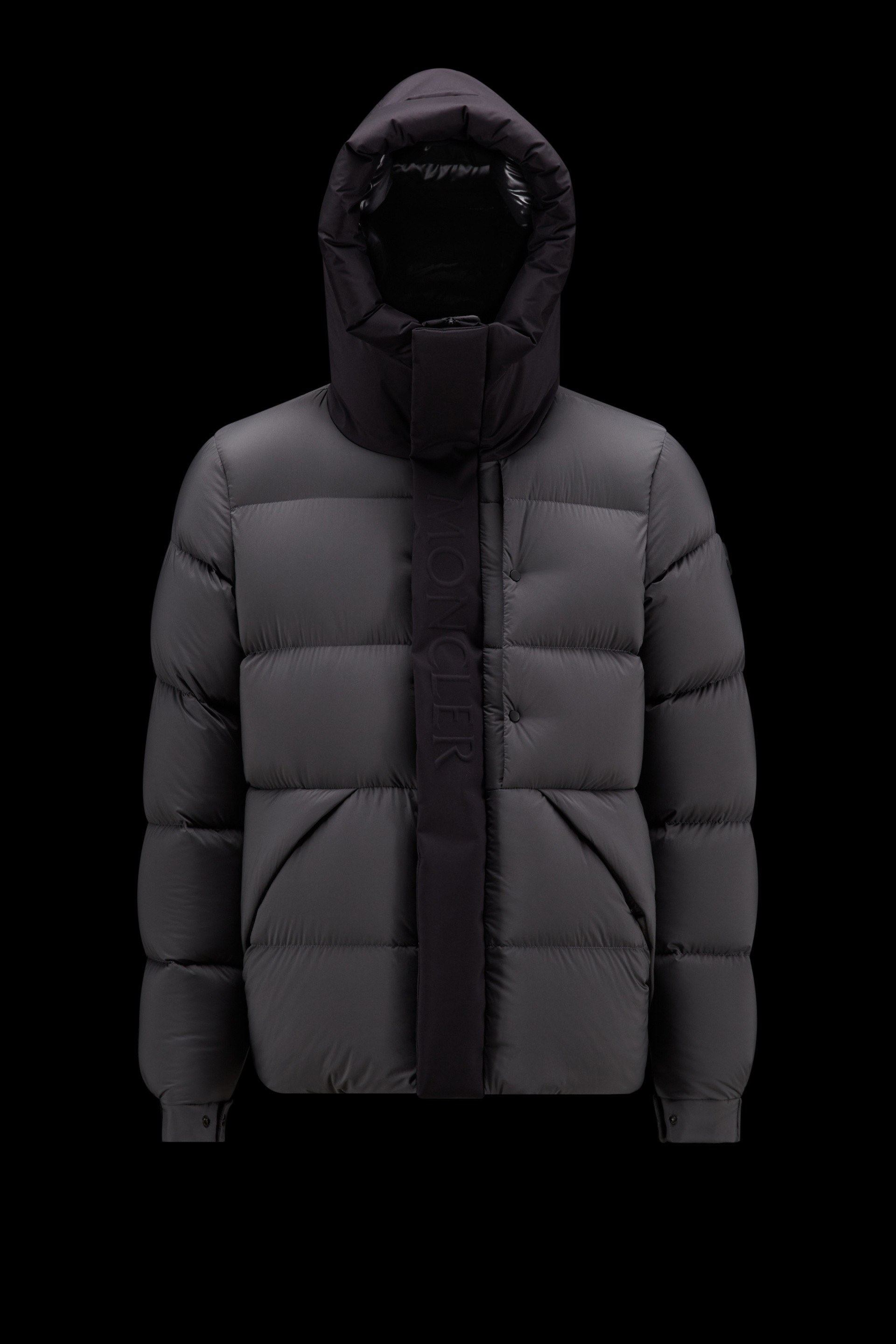 MONCLER★Madeira ショートダウンジャケット 送料無料、代金引換 長袖パーカー