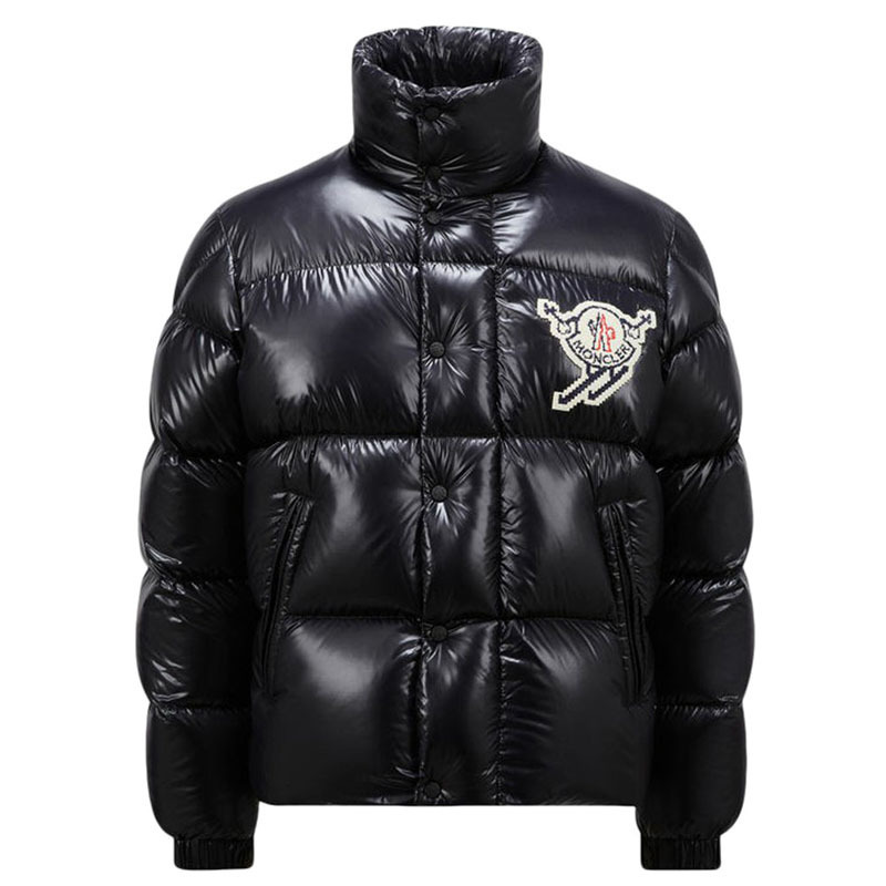 今人気！＊MONCLER＊ LESTEショートダウンジャケット 長袖パーカー