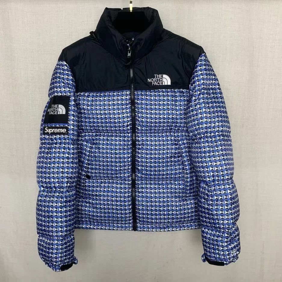 【The North Face  × Supreme】【全国送料無料】【即日出荷】数量限定発売  ダウンジャケット