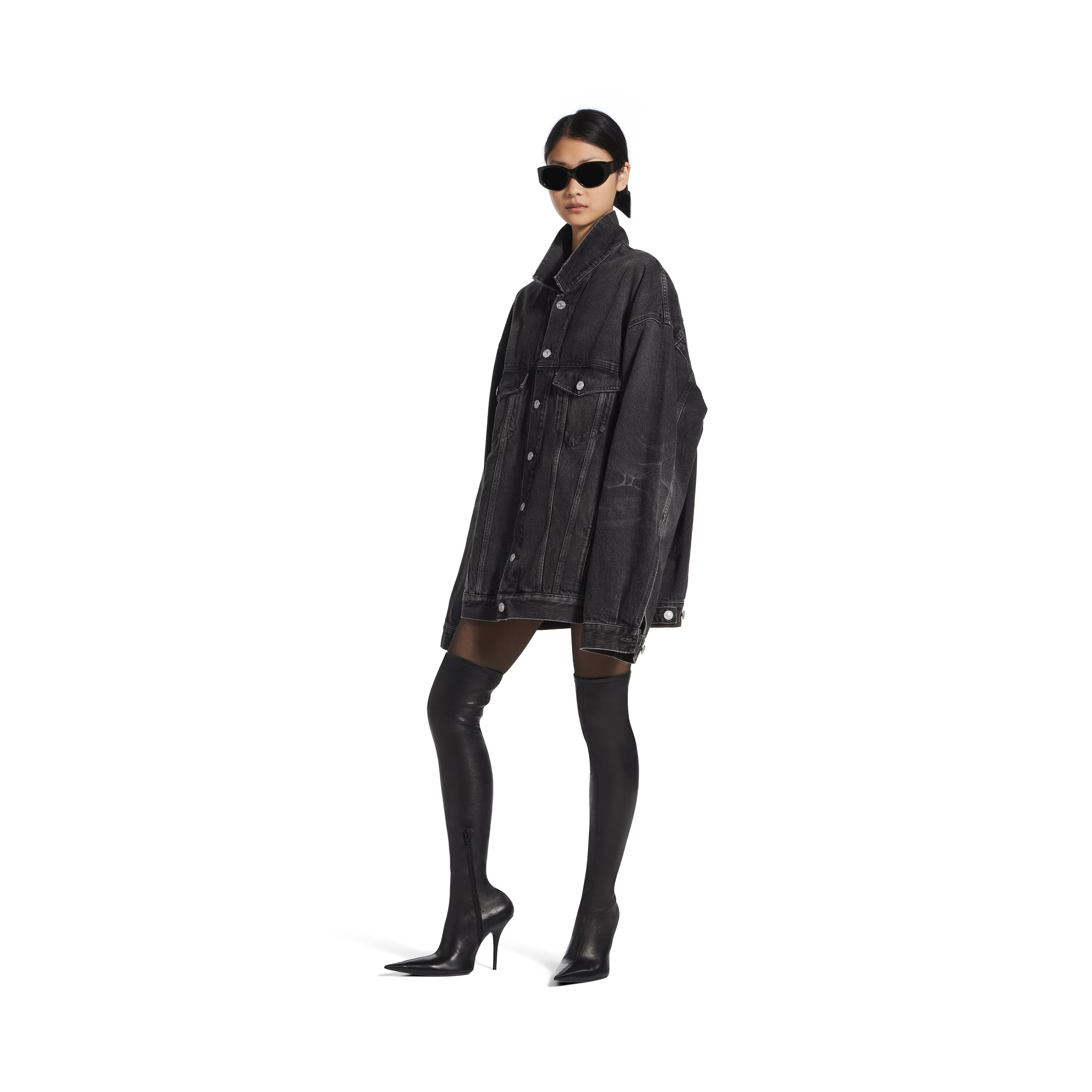 オーバーサイズジャケット で ブラック