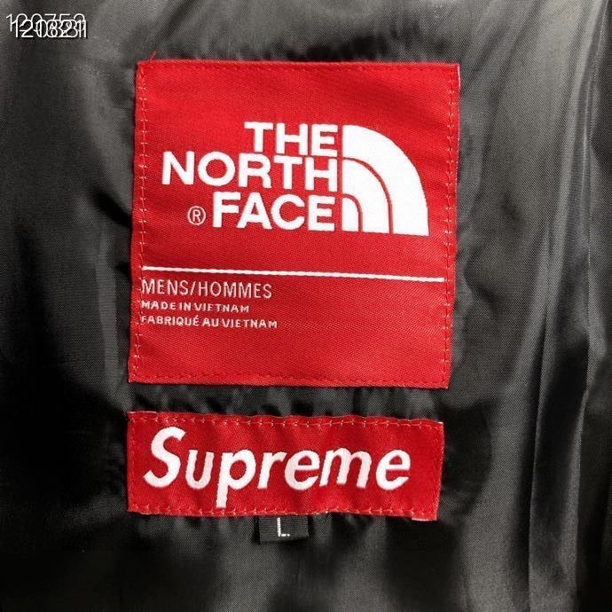 【The North Face × Supreme】【全国送料無料】数量限定発売  ダウンジャケット