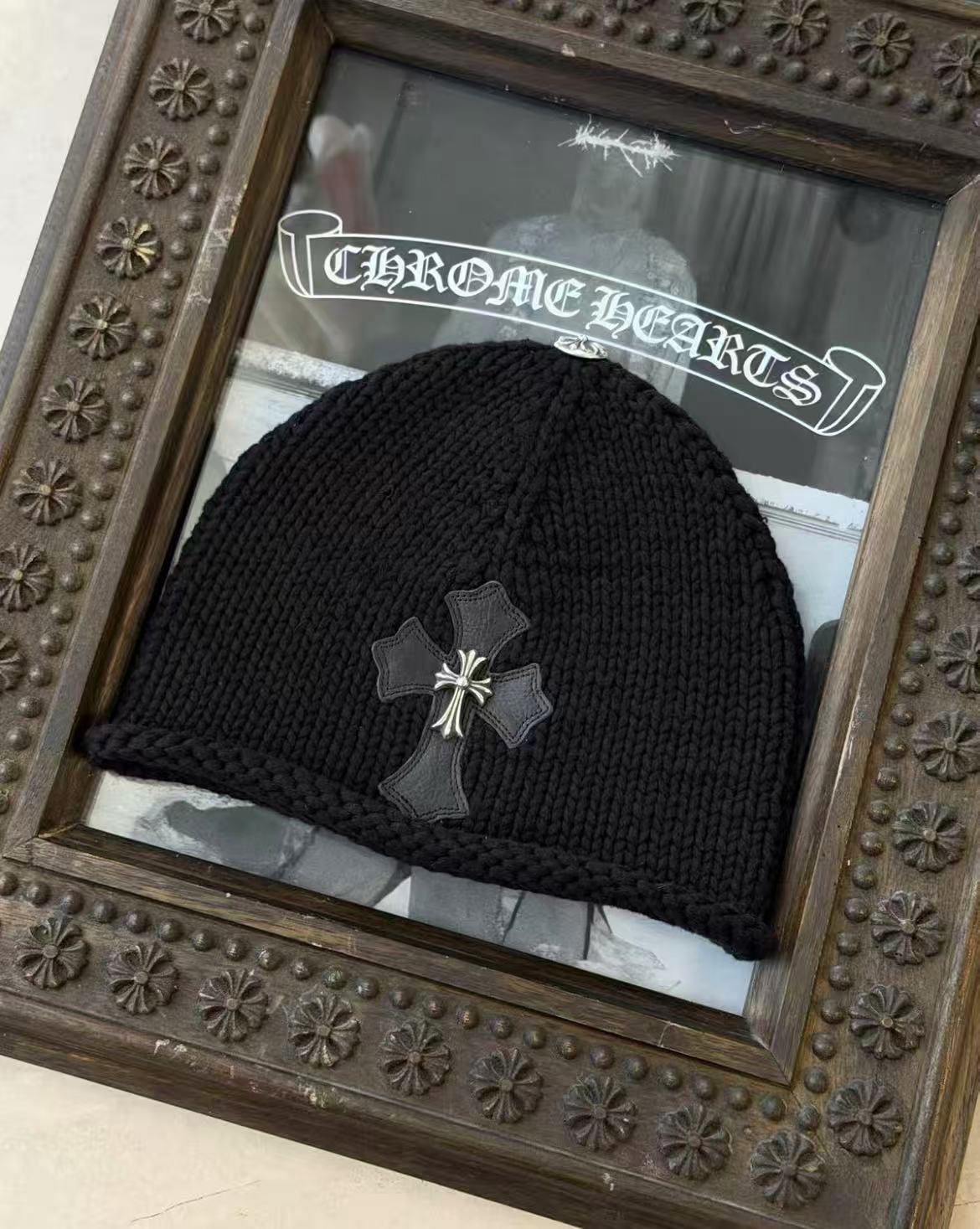 Chrome Hearts(クロムハーツ) カシミア レザー ウィズ シルバー クロス ビーニー
