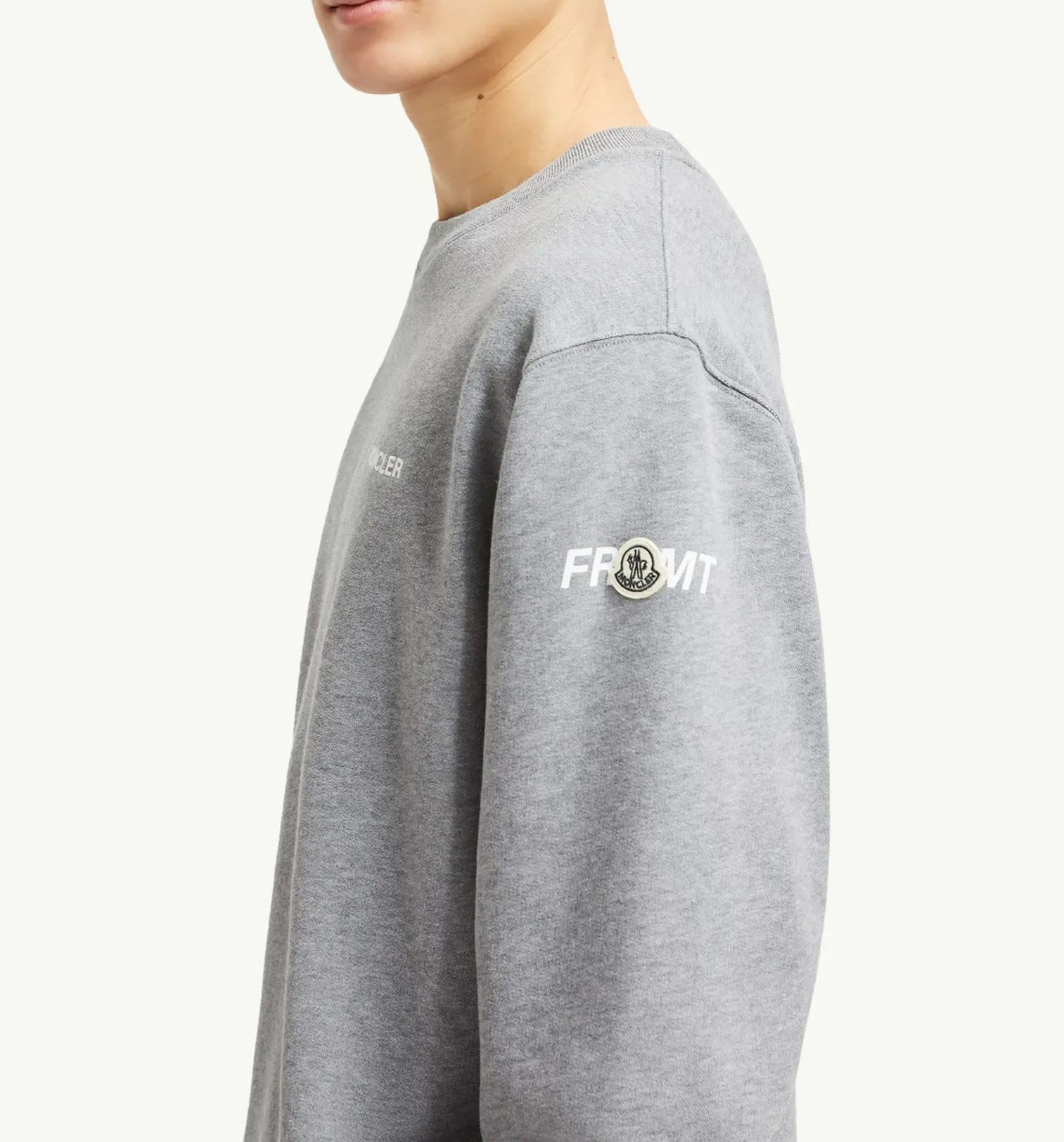 Moncler x FRGMT スウェットシャツ