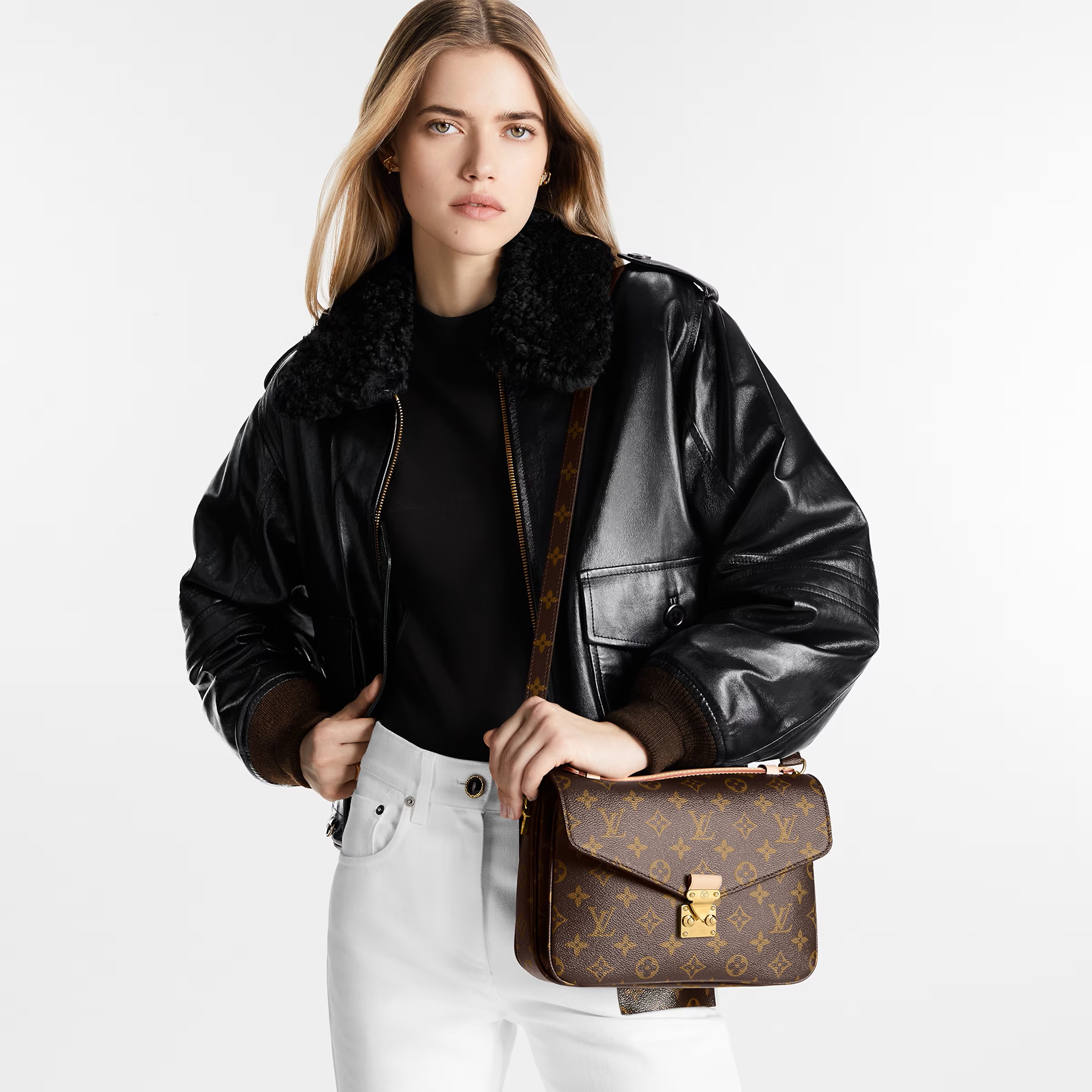 LOUIS VUITTON ルイヴィトン トポシェット メティス モノグラム クロスボディ 