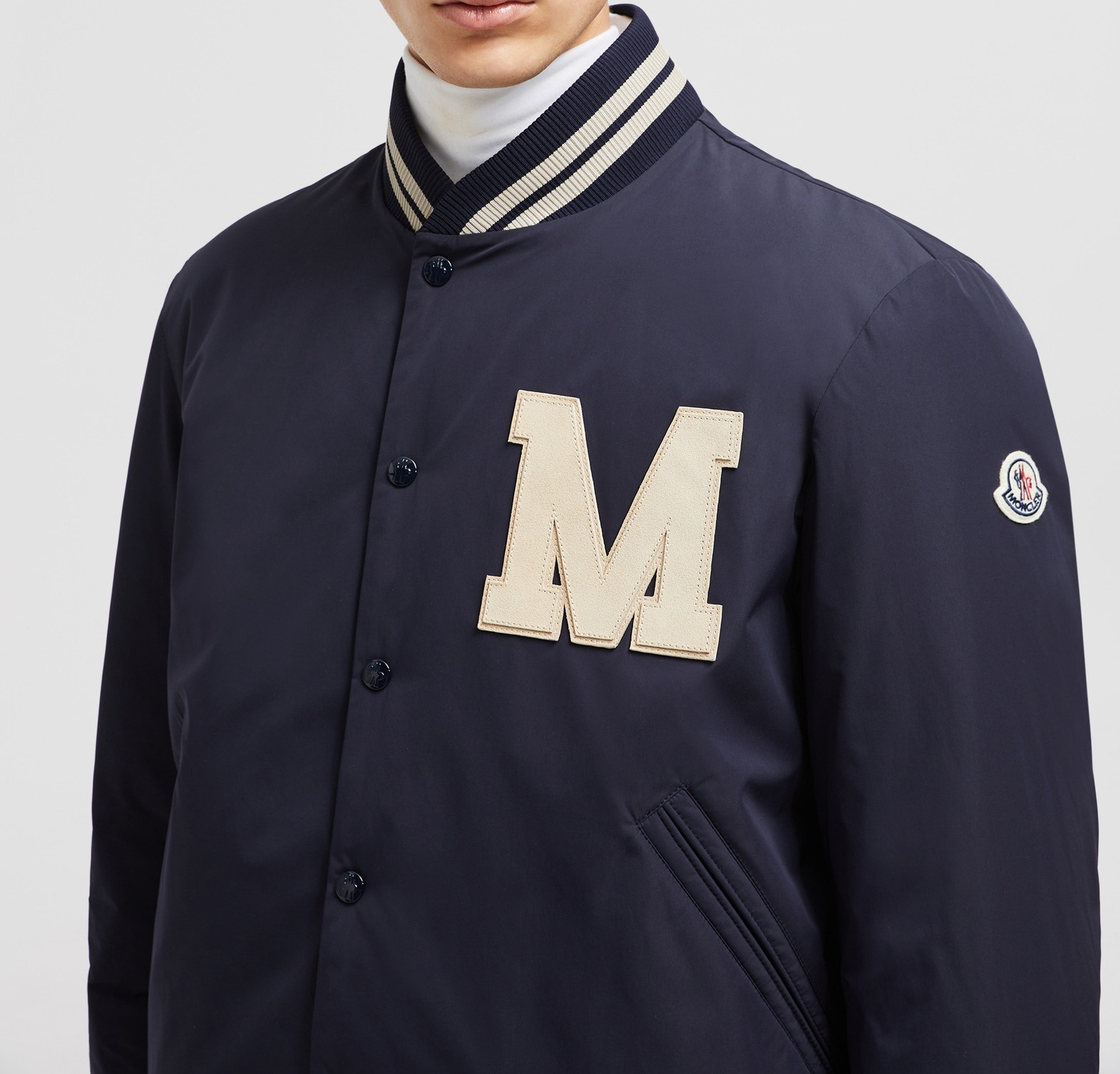 【MONCLER】（モンクレール） 2024春夏 ロゴ入り ボンバーダウンジャケット LATELTIN