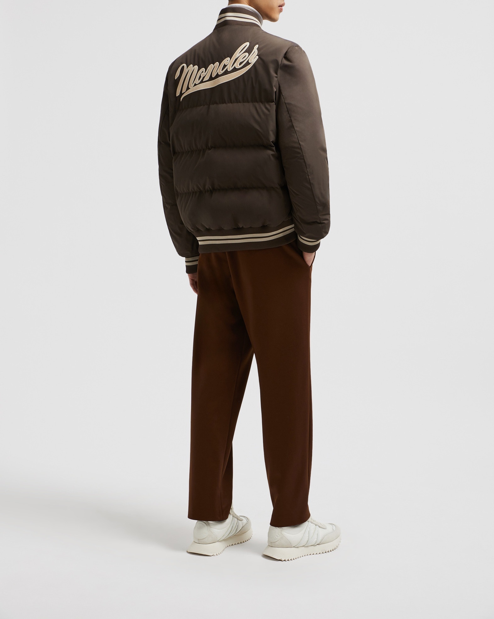 【MONCLER】（モンクレール） 2024春夏 ロゴ入り ボンバーダウンジャケット LATELTIN