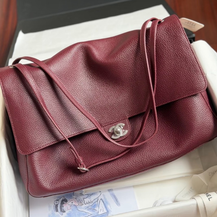 【希少！大容量】CHANEL マキシフラップバッグ ショルダーバッグ