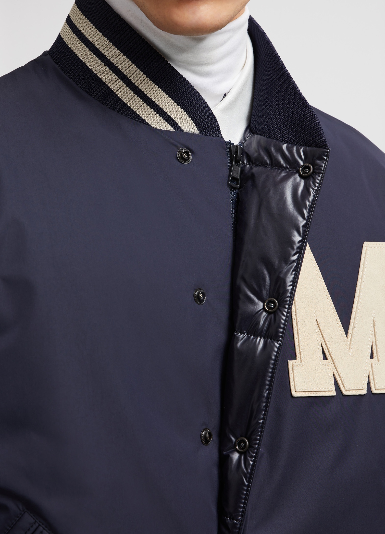 【MONCLER】（モンクレール） 2024春夏 ロゴ入り ボンバーダウンジャケット LATELTIN