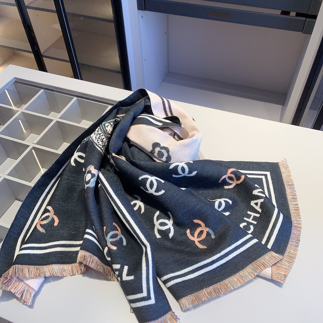 CHANEL シャネルギフトセット 3点 セット Lambskinバック＋財布＋マフラー ブラック