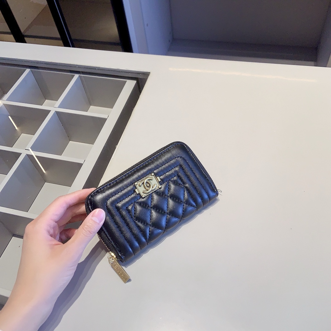 CHANEL シャネルギフトセット 3点 セット Lambskinバック＋財布＋マフラー ブラック