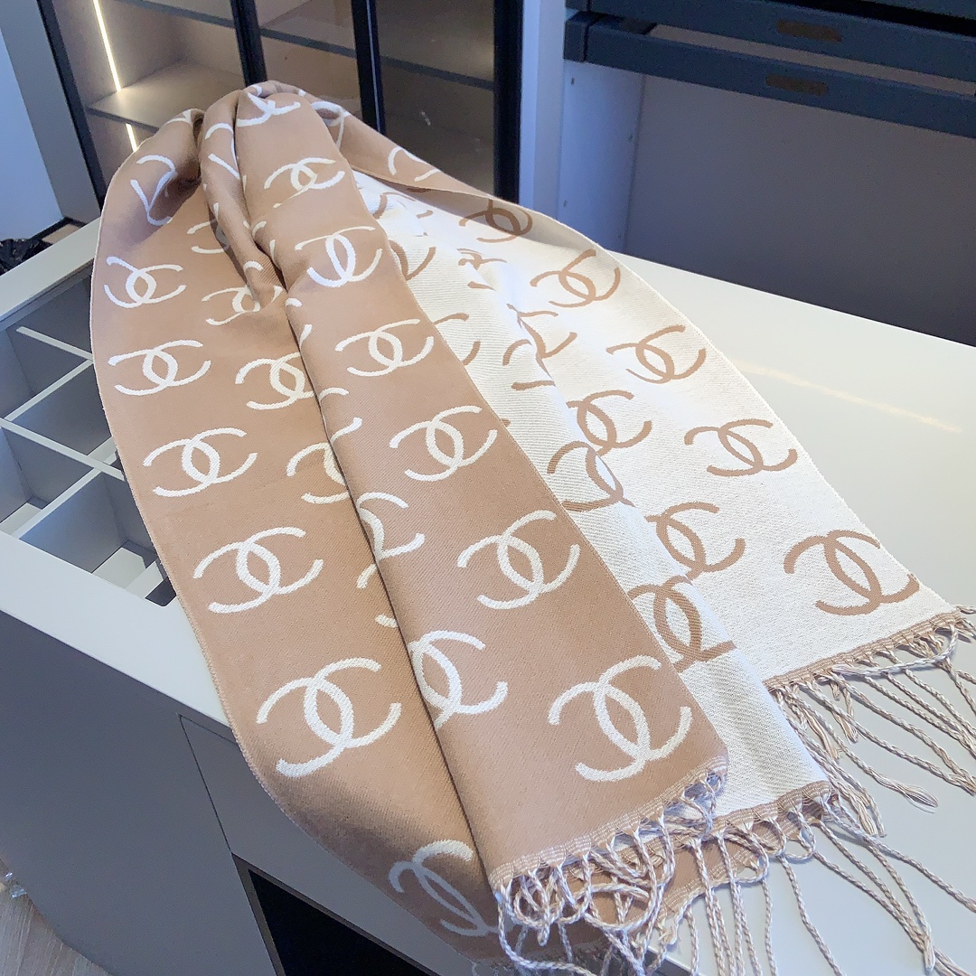 CHANEL シャネルギフトセット 3点 セット　Vintage CC Maxi Flapバック＋財布＋マフラー ブラック