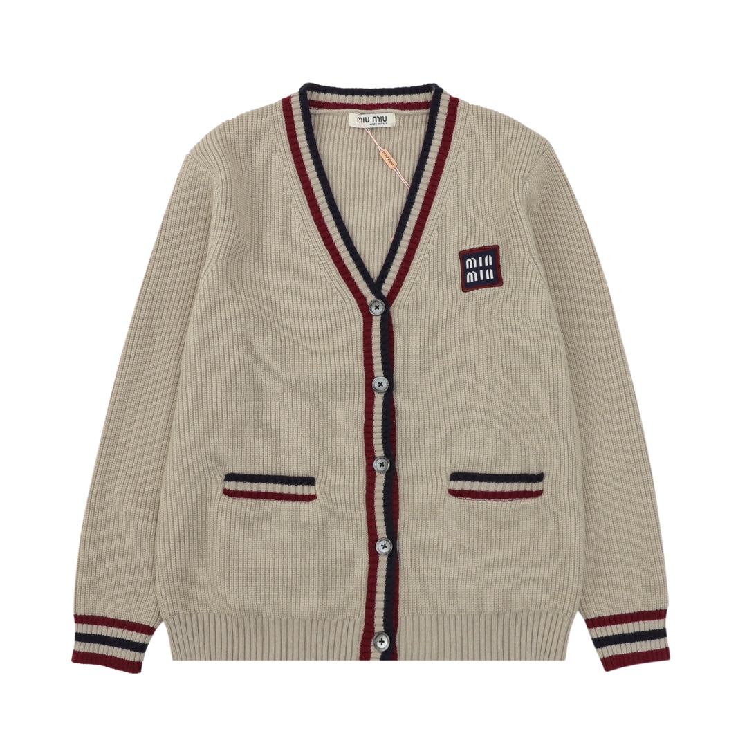 MiuMiu（ミュウミュウ）刺繍ロゴ入り字母カーディガンニットセーター
