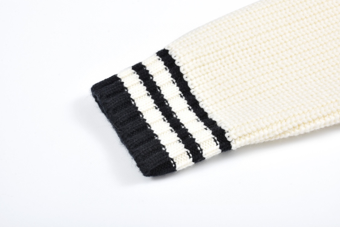 MiuMiu（ミュウミュウ）ロゴ入りカラーコンビカーディガンニット