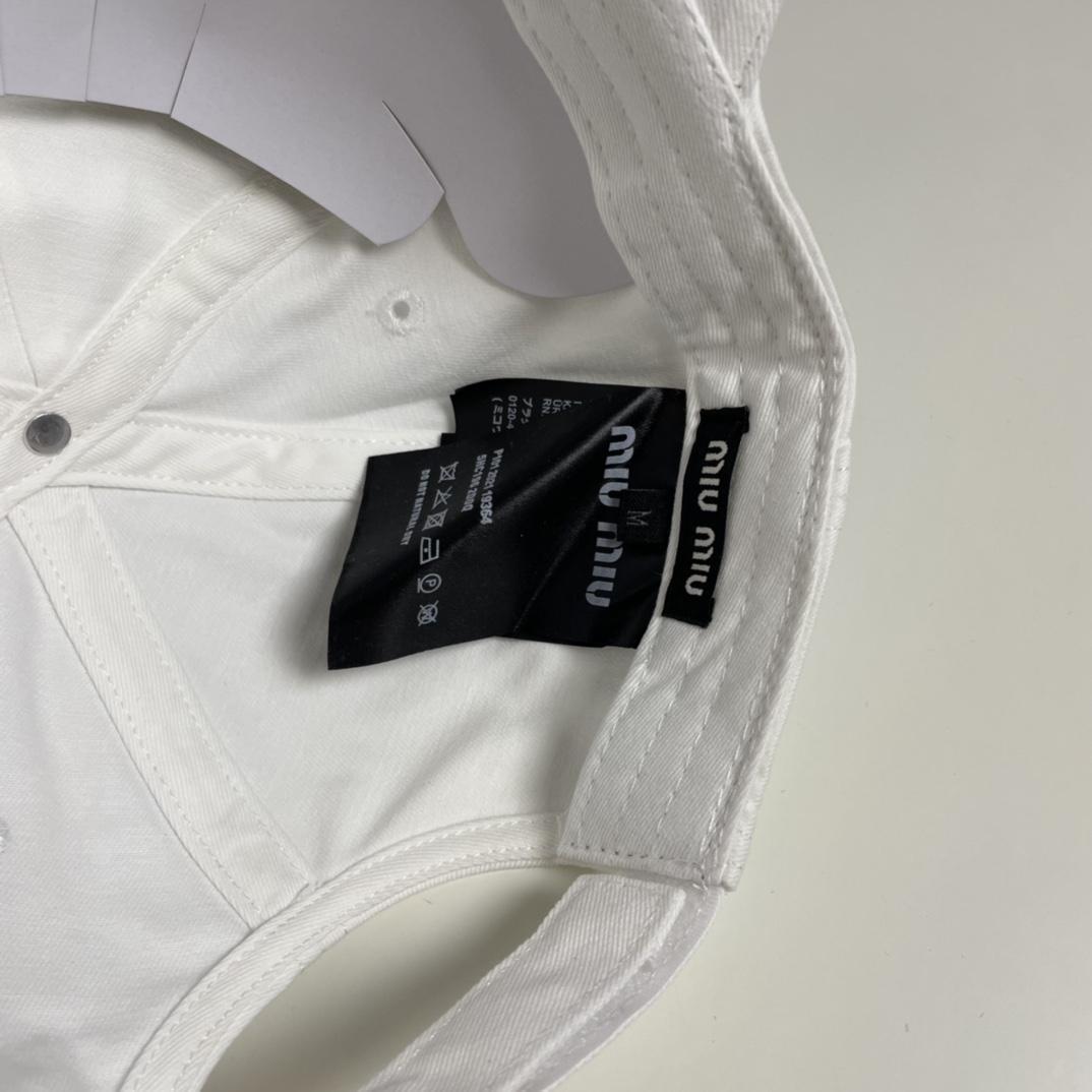 MiuMiu　Drill コットン*ベースボールキャップ