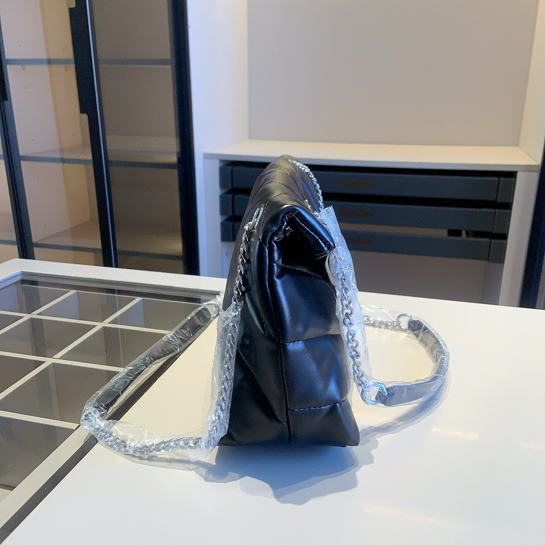 YSL イヴサンローラン ギフトセット 3点 セット　ショルダーバッグ＋財布＋マフラー ブラック