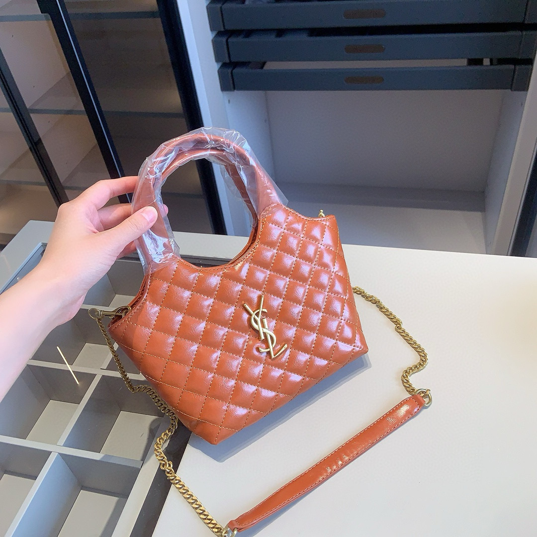 YSL イヴサンローラン ギフトセット 3点 セット　ICARE ショルダーバッグ＋NIKI ショルダーバッグ＋財布