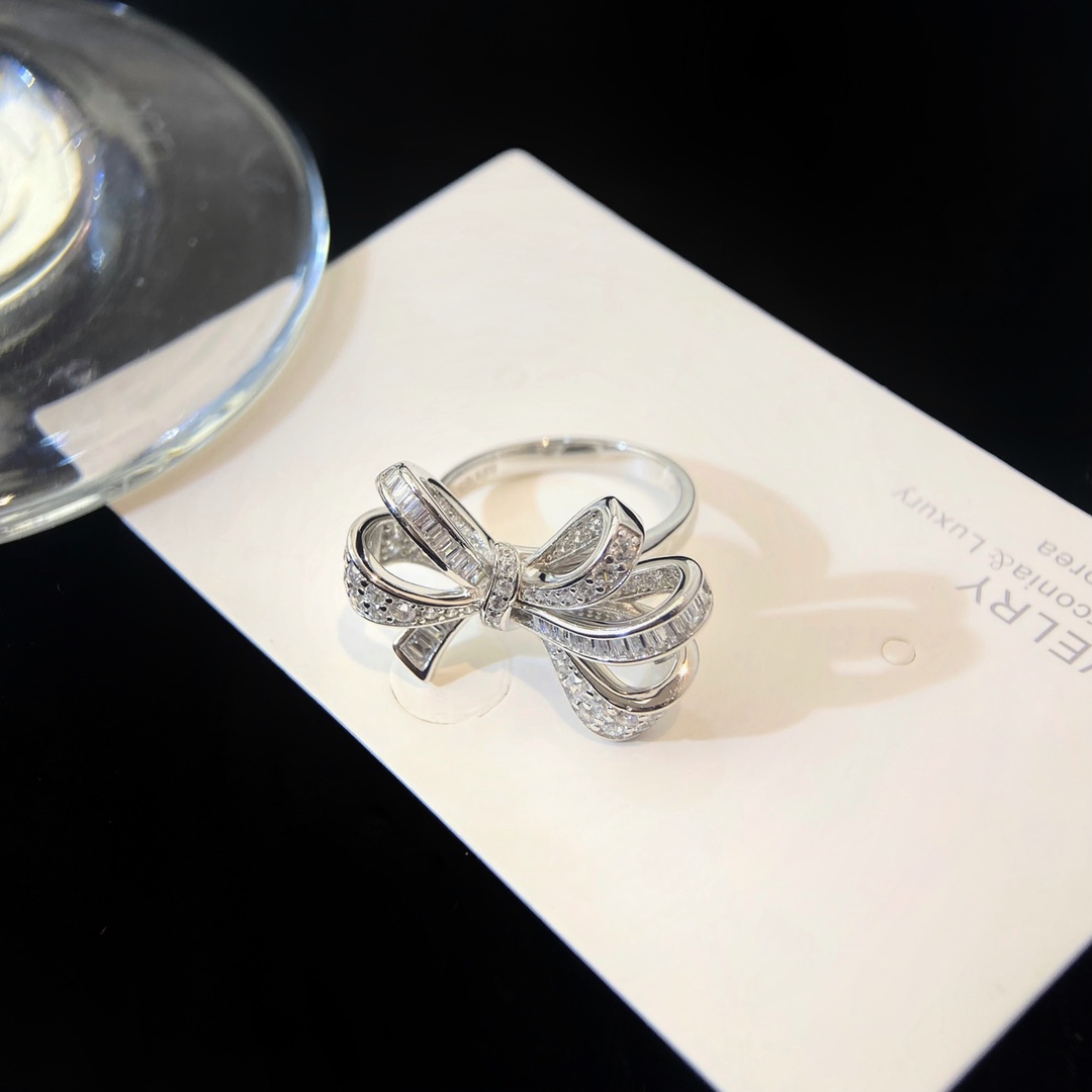 GRAFF グラフ ティルダズ ボウ ダブルノット ダイヤモンド リング