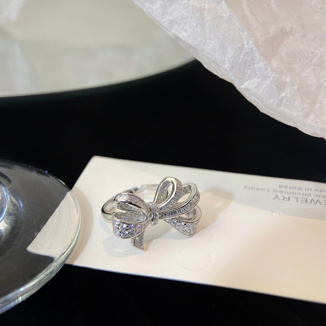 GRAFF グラフ ティルダズ ボウ ダブルノット ダイヤモンド リング