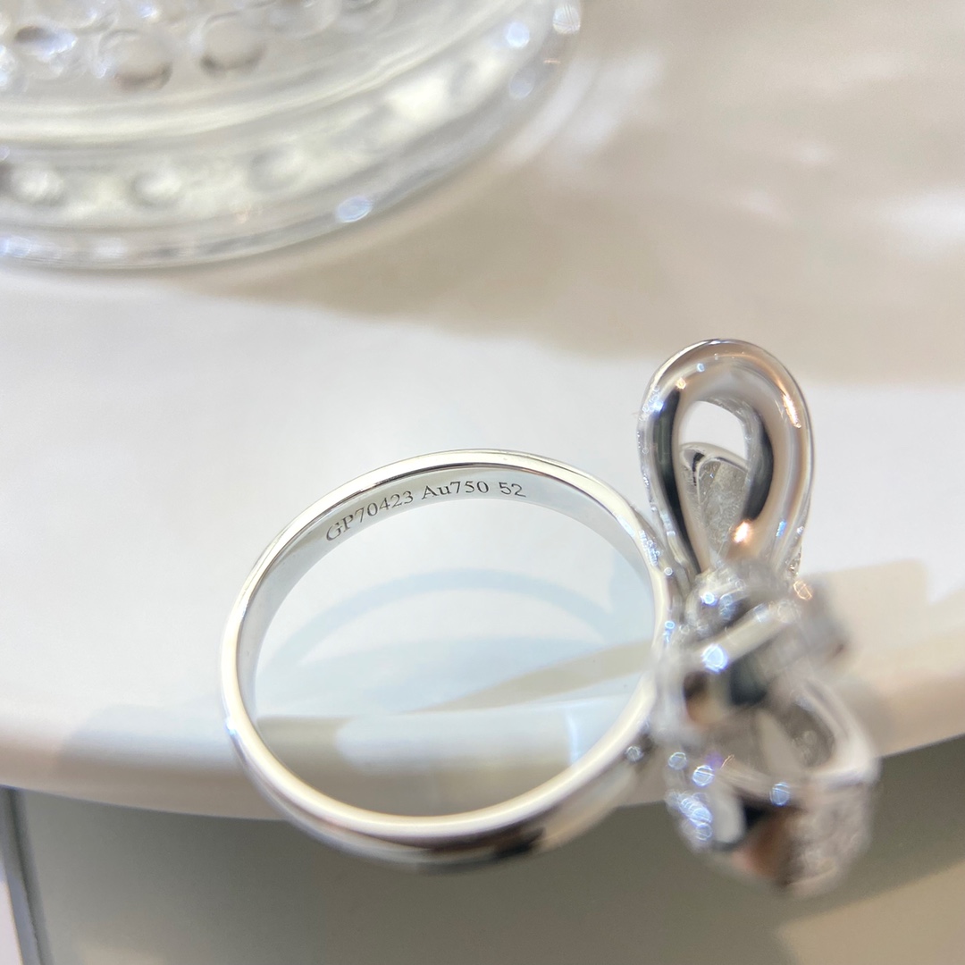 GRAFF グラフ ティルダズ ボウ ダブルノット ダイヤモンド リング