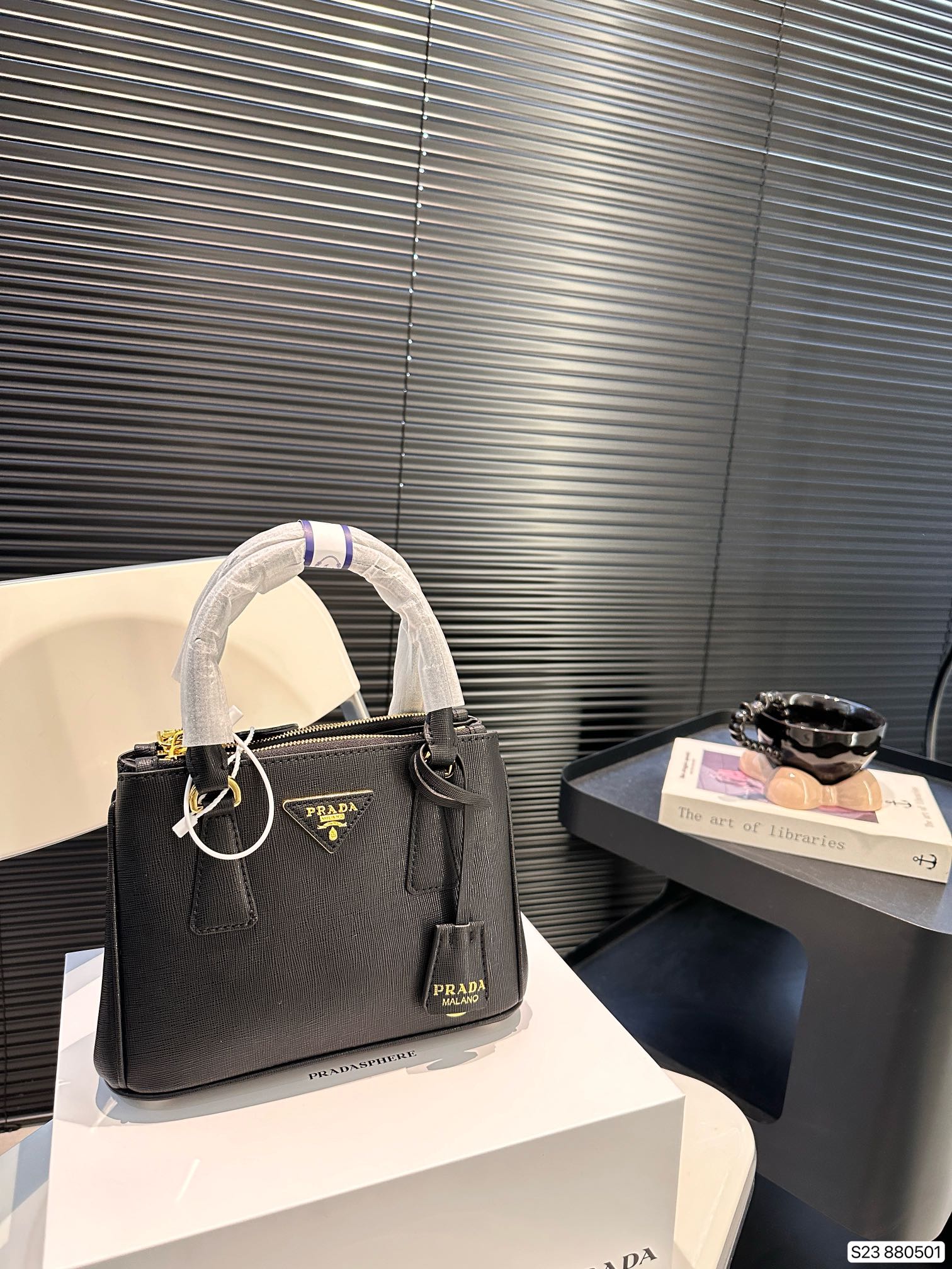 PRADA ガレリア サフィアーノレザー スモールバッグ