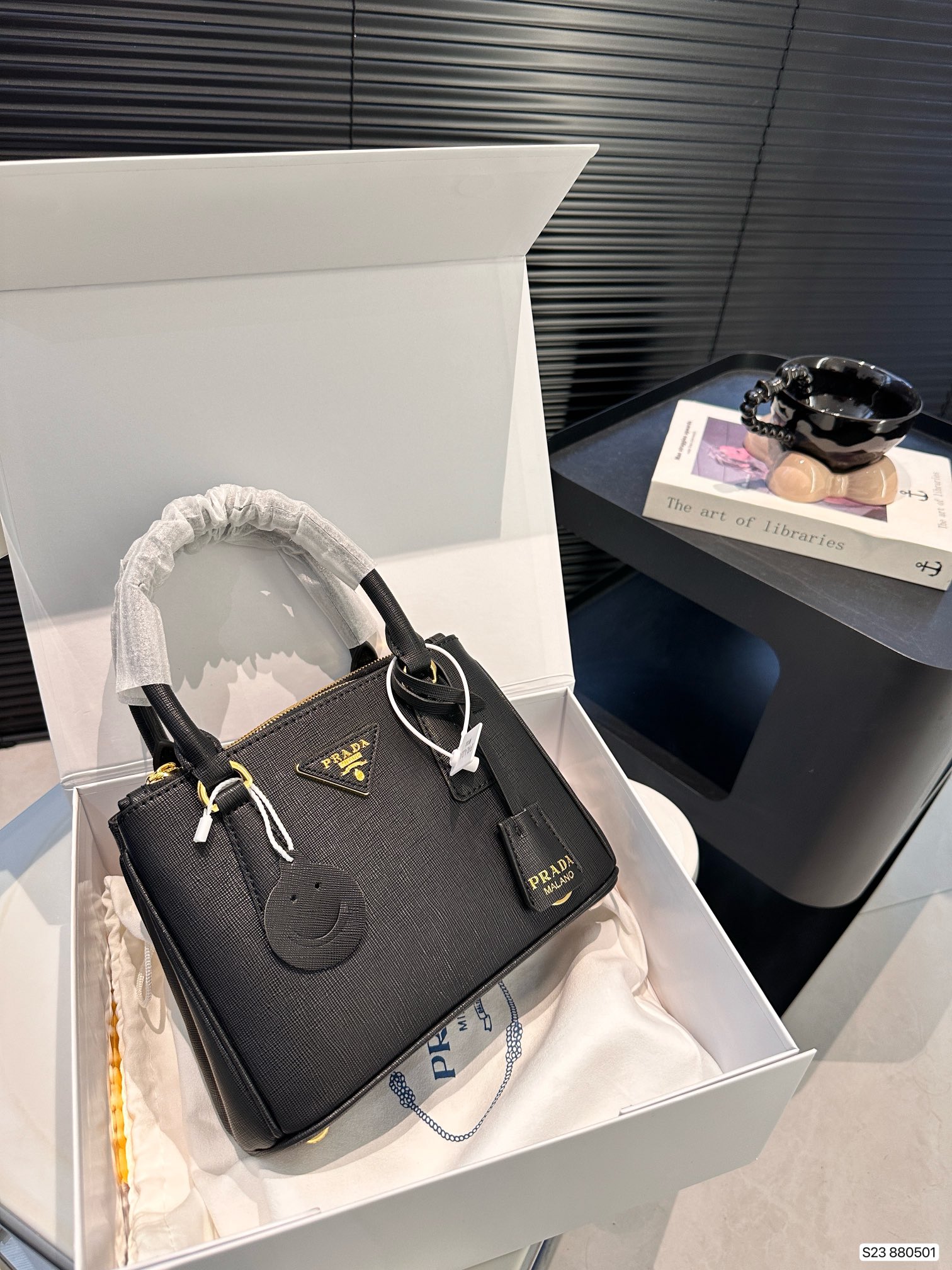 PRADA ガレリア サフィアーノレザー スモールバッグ