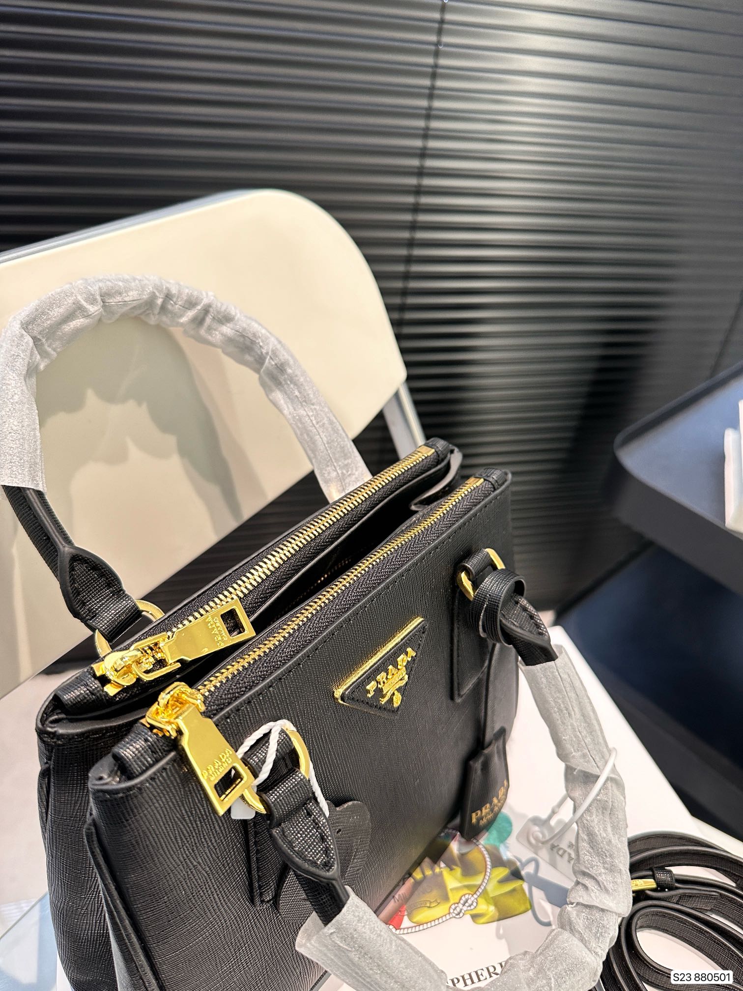 PRADA ガレリア サフィアーノレザー スモールバッグ