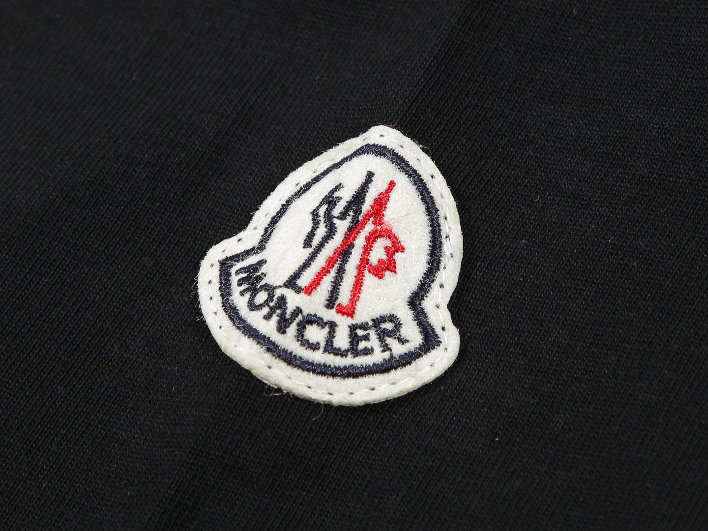 MONCLER Tシャツ  h0211