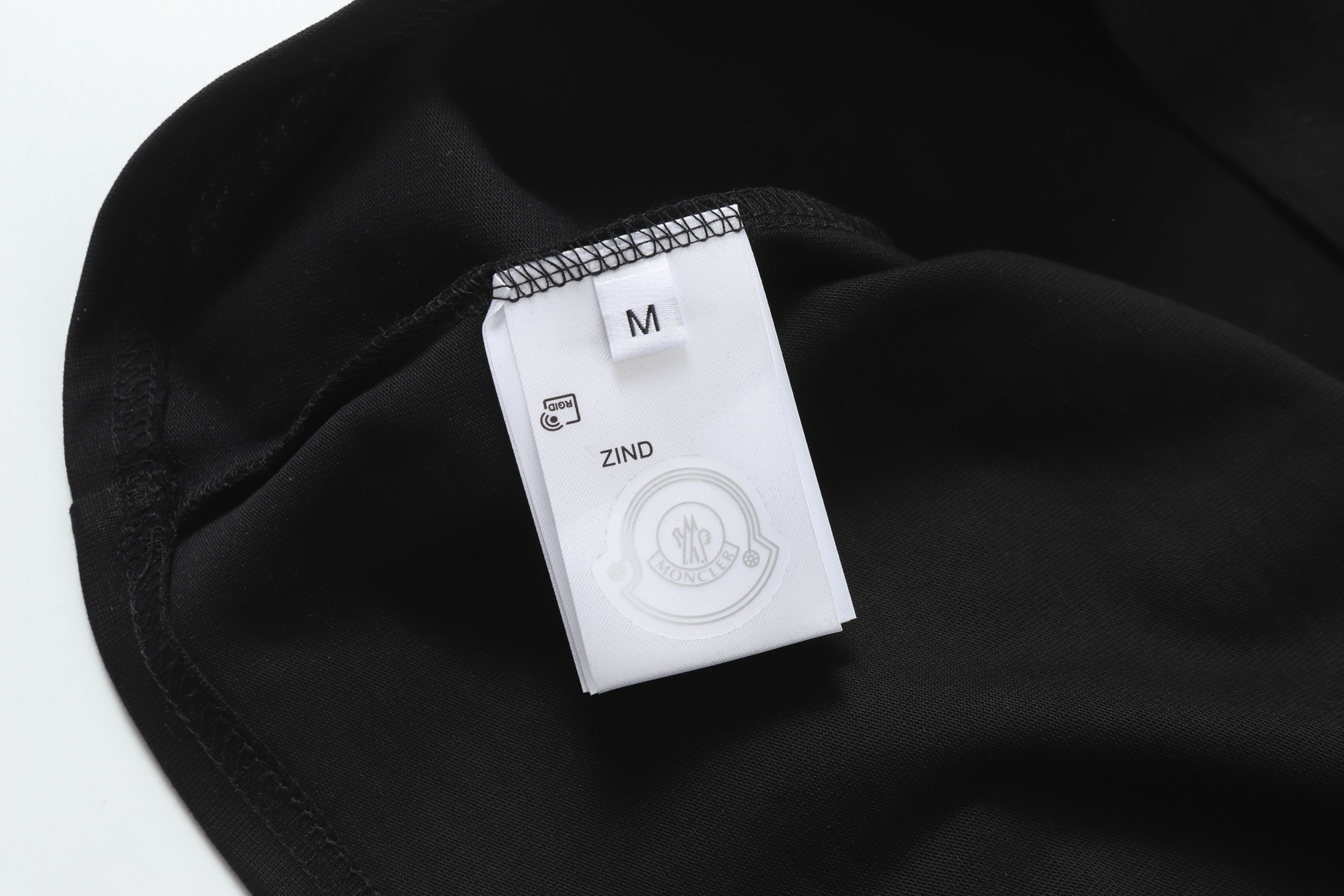 MONCLER Tシャツ  h0213