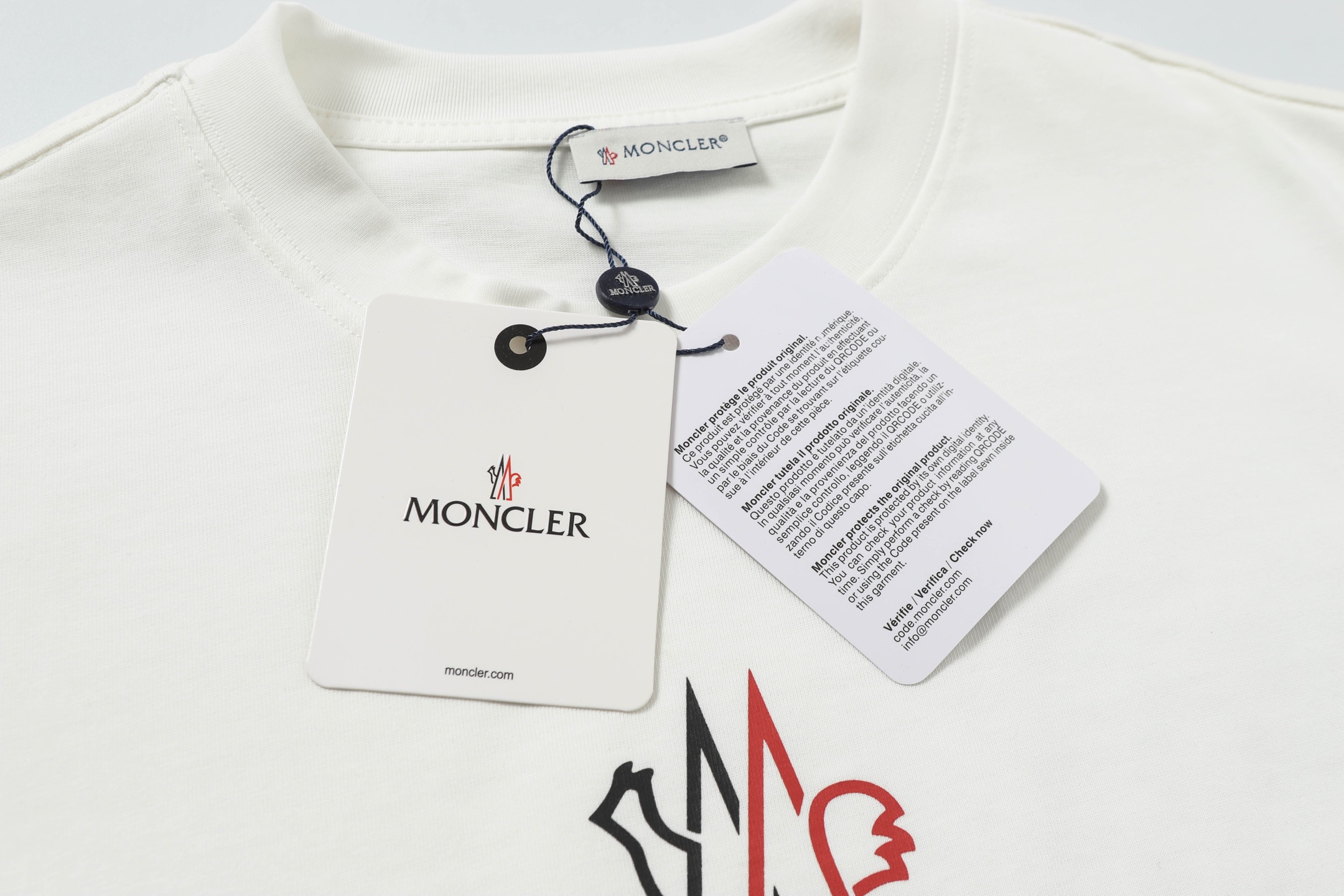 MONCLER Tシャツ  h0215